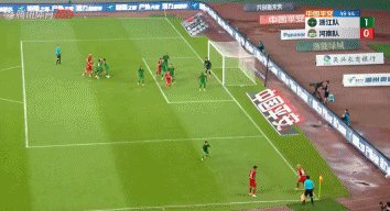 1696080701367051054.gif 舒尼奇进球.gif